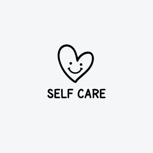 Tijdelijke-tattoo-van-een-lachend-hartje-en-daaronder-de-woorden-self-care